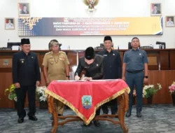 DPRD Umumkan Penetapan Zainal – Ingkong Sebagai Gubernur dan Wakil Gubernur Terpilih Pilkada Kaltara 2024