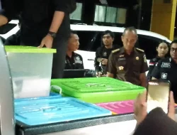 Kajati Geledah Kantor DPUPR Kaltara