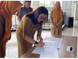 Pertama di Kaltara, DPK Kaltara Musnahkan Ribuan Arsip