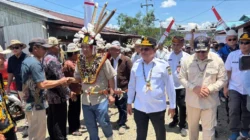 Perkuat Kerja Sama Perbatasan, Wamen Digital Sarawak Tinjau PLBN Long Nawang