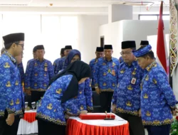 Gubernur Kaltara Kukuhkan Puluhan ASN, Tekankan Disiplin dan Profesionalisme