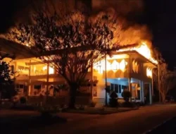 Kebakaran Hebat Landa Kantor Bupati Bulungan, Ruang Kerja Bupati dan Sekda Dilaporkan Hangus